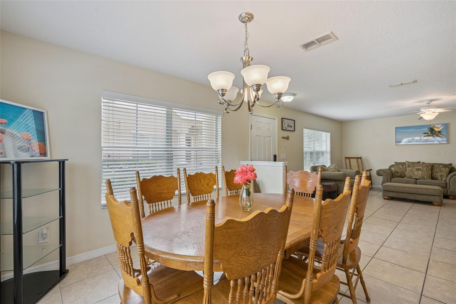 AMBERLEE TWNHMS - Residential