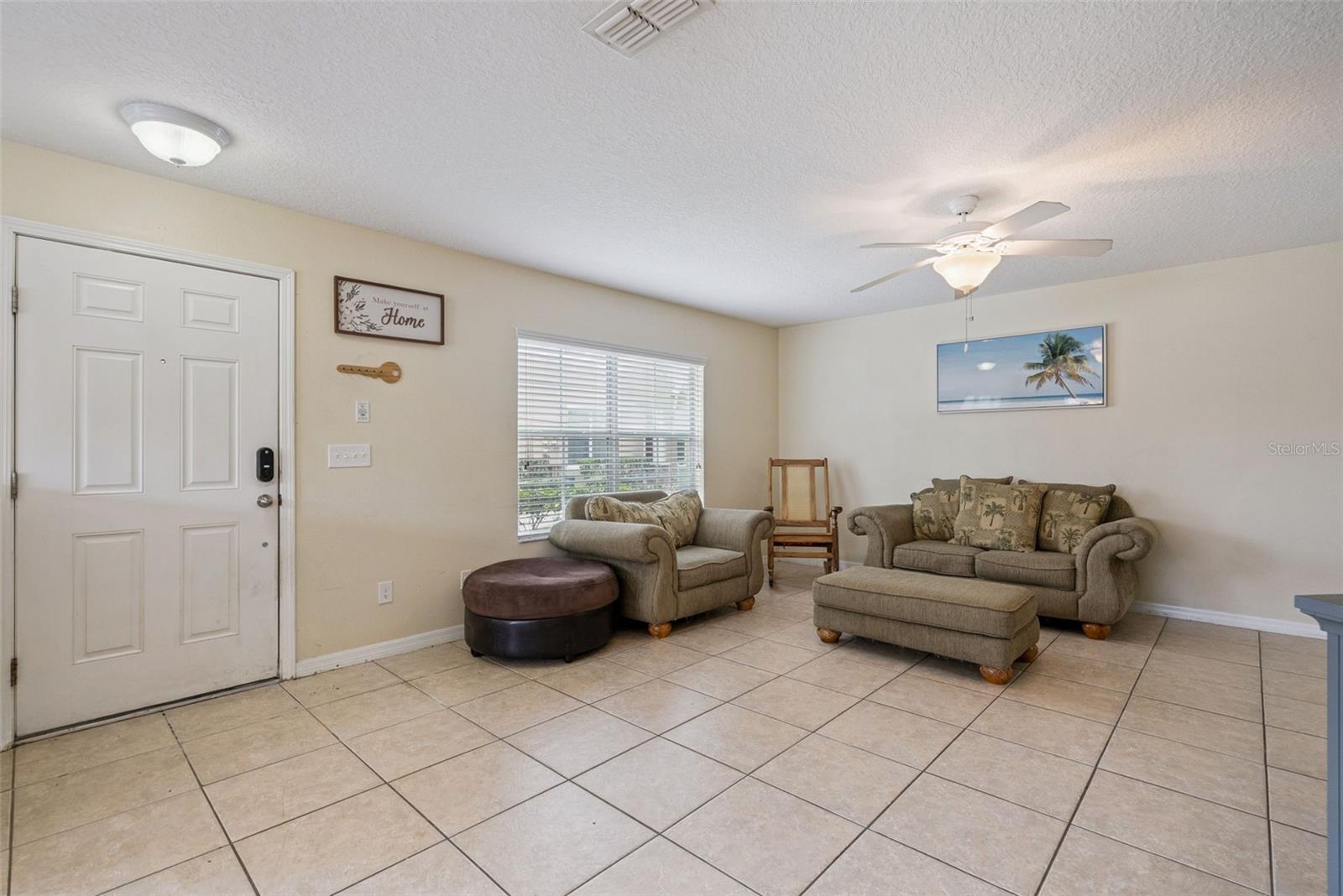 AMBERLEE TWNHMS - Residential