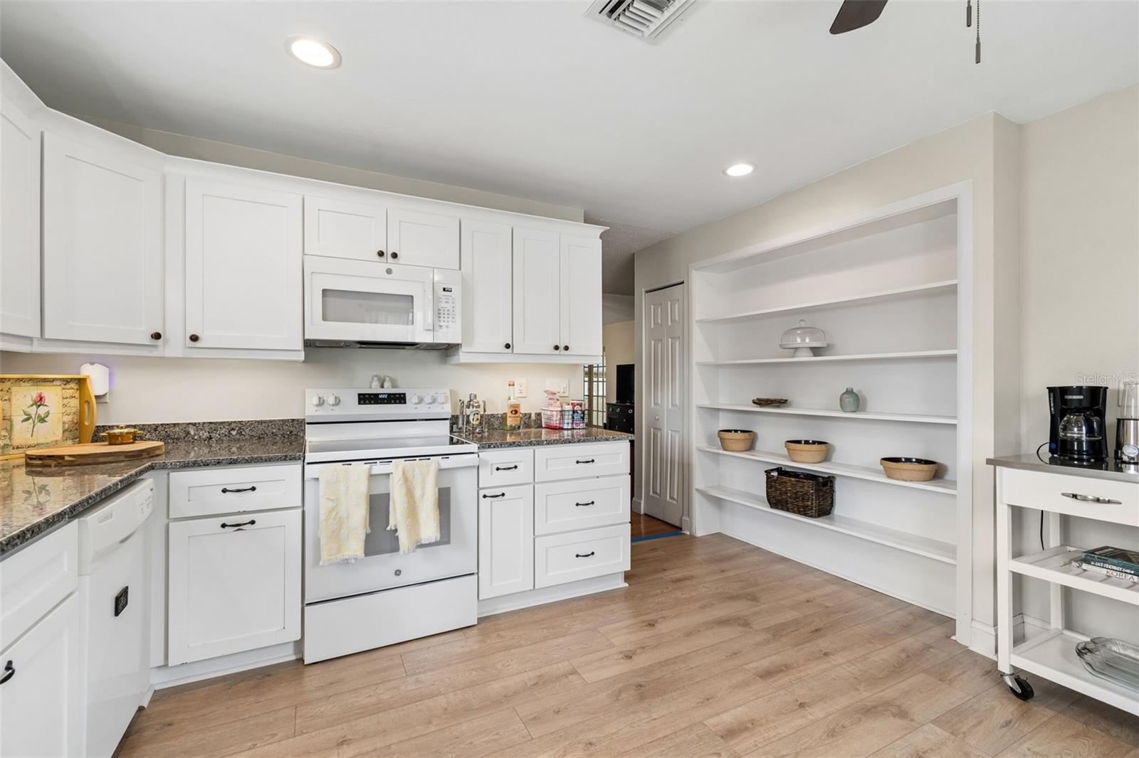 BEACON MEADOWS UNIT 1 - Residential