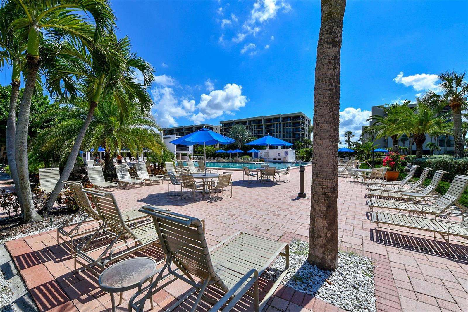 BEACHPLACE III - Residential