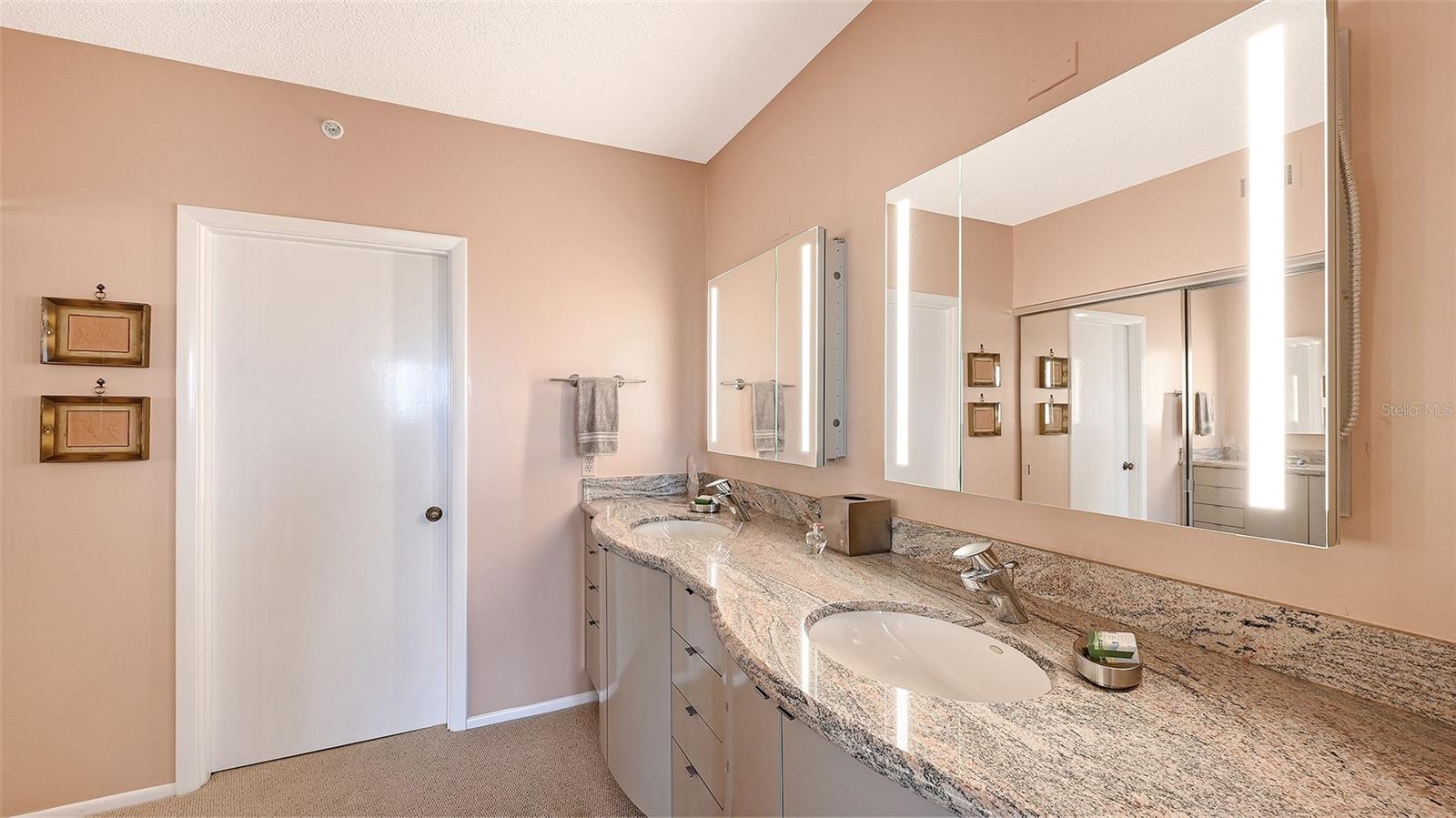 BEACHPLACE III - Residential