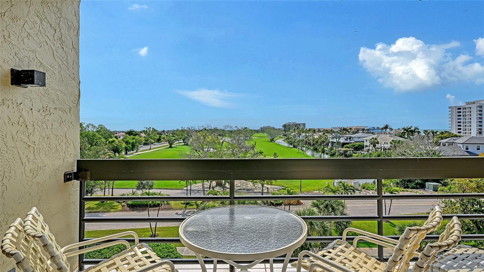 BEACHPLACE III - Residential