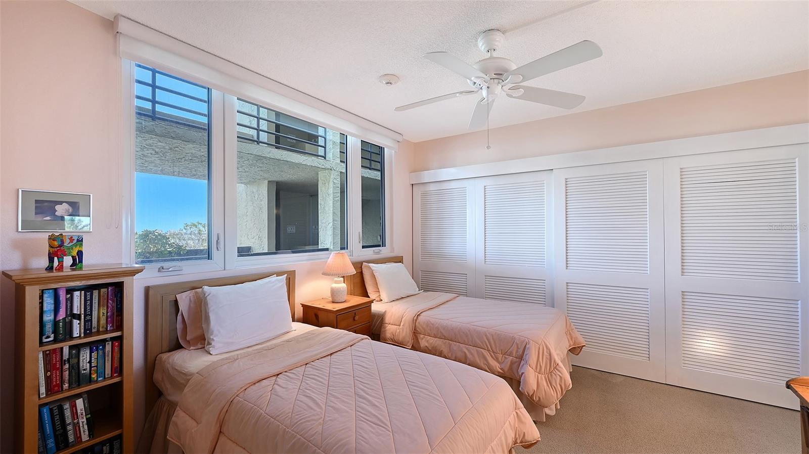 BEACHPLACE III - Residential