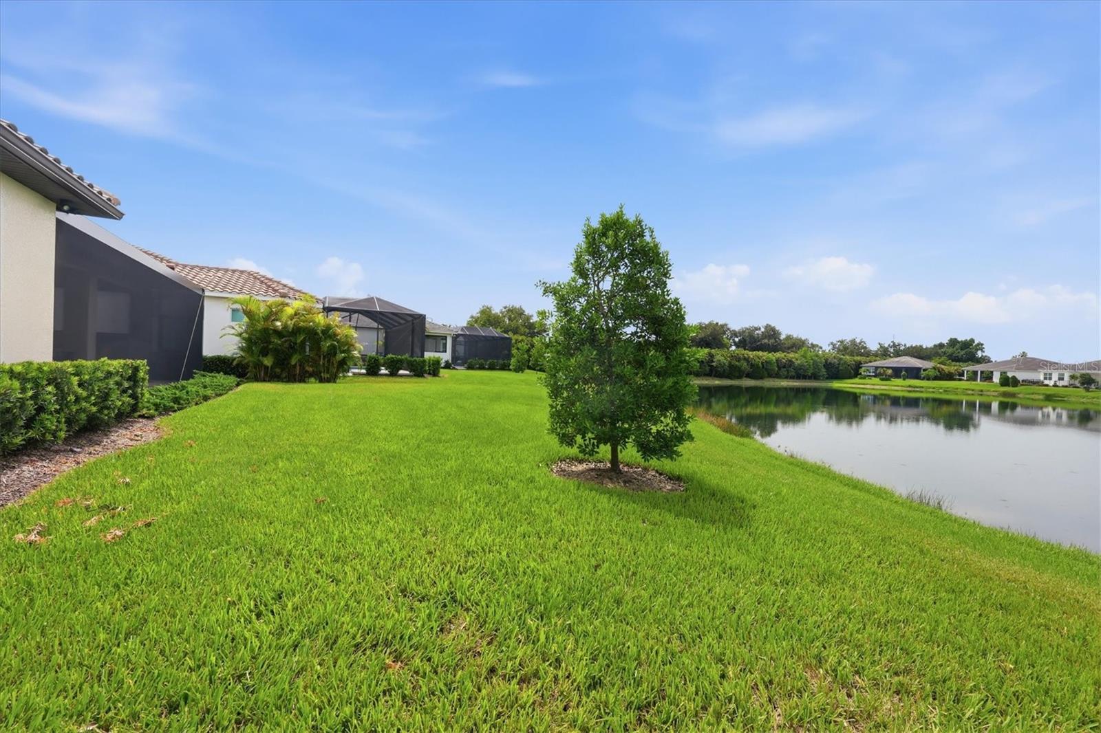 SANDHILL LAKE - Residential