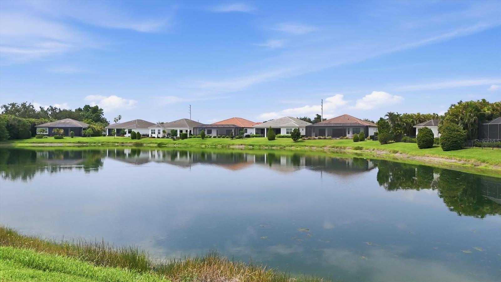 SANDHILL LAKE - Residential