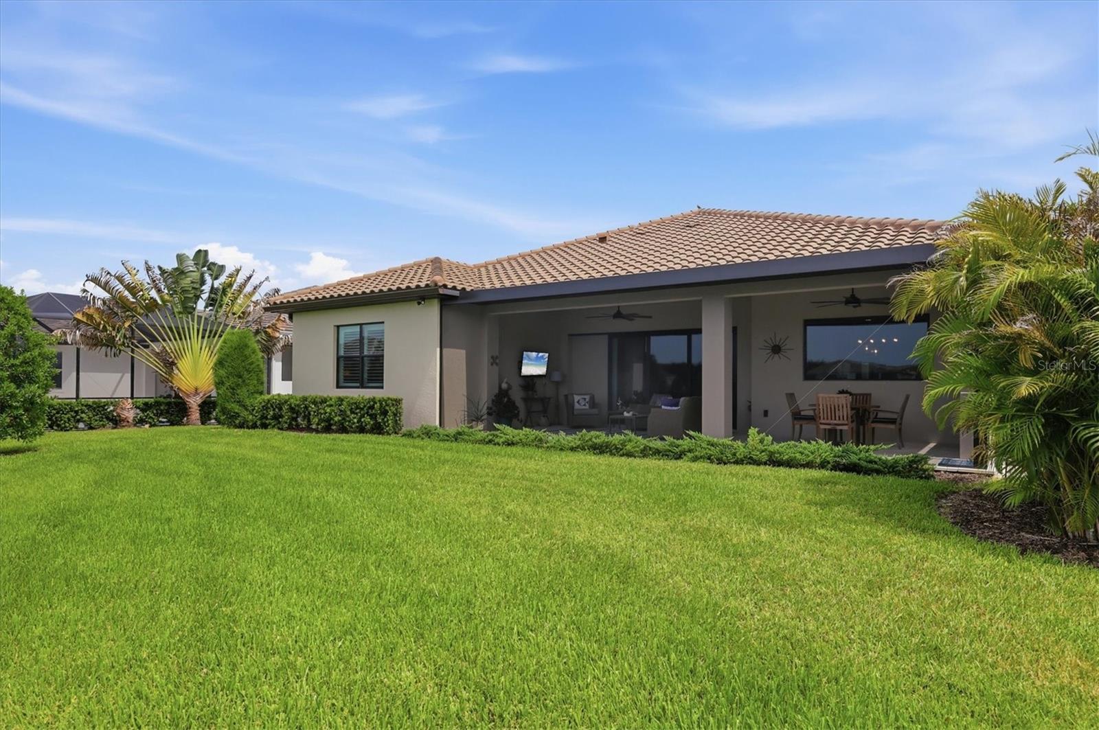 SANDHILL LAKE - Residential