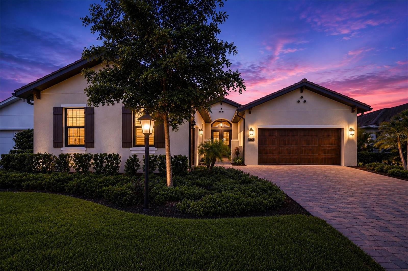 SANDHILL LAKE - Residential