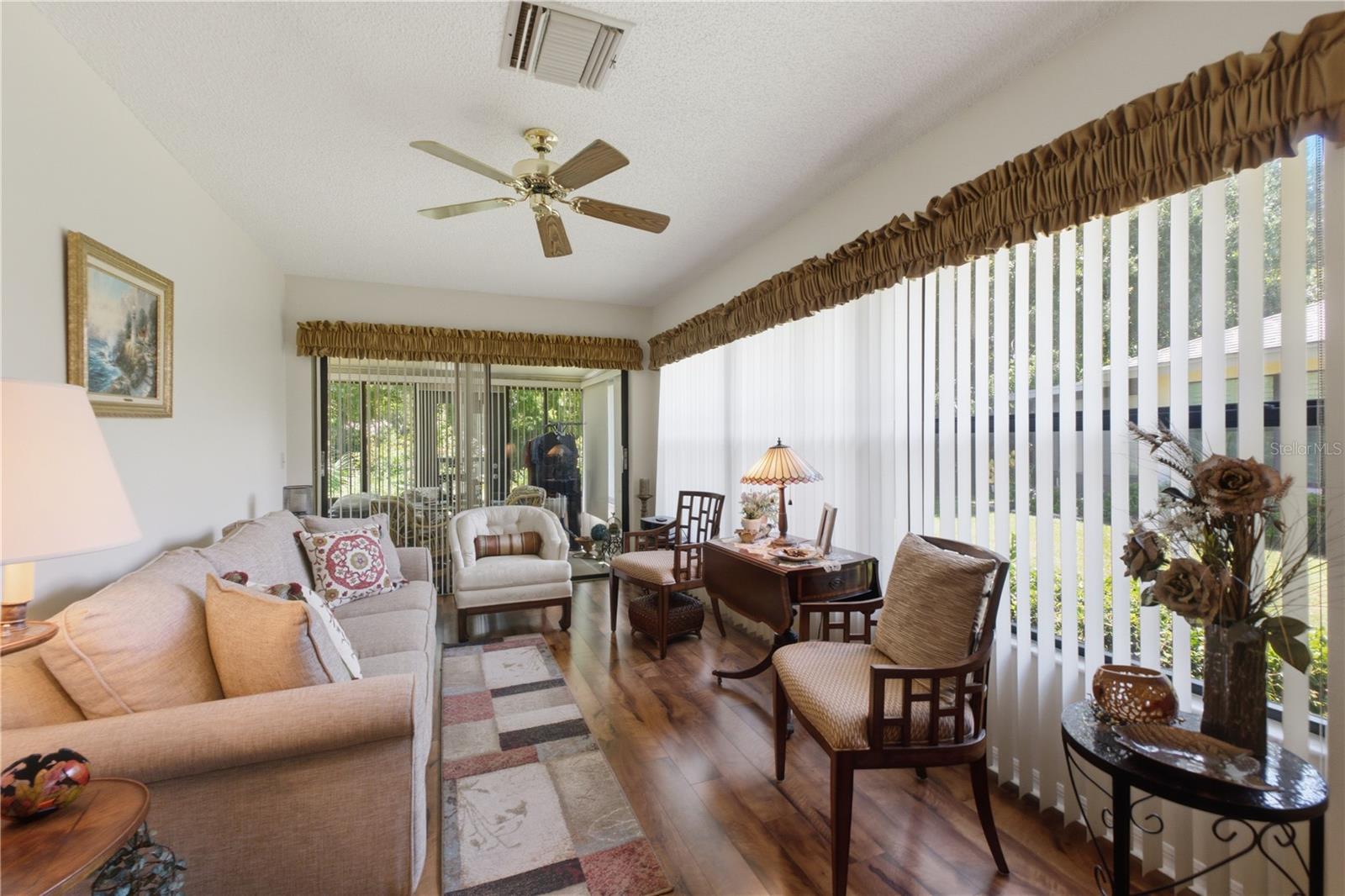 GOLF VIEW VILLAS CONDO 05 - Residential