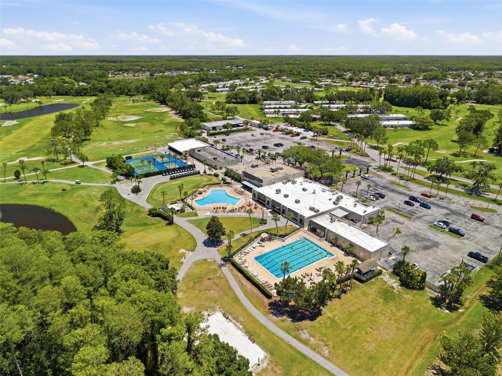 GOLF VIEW VILLAS CONDO 05 - Residential