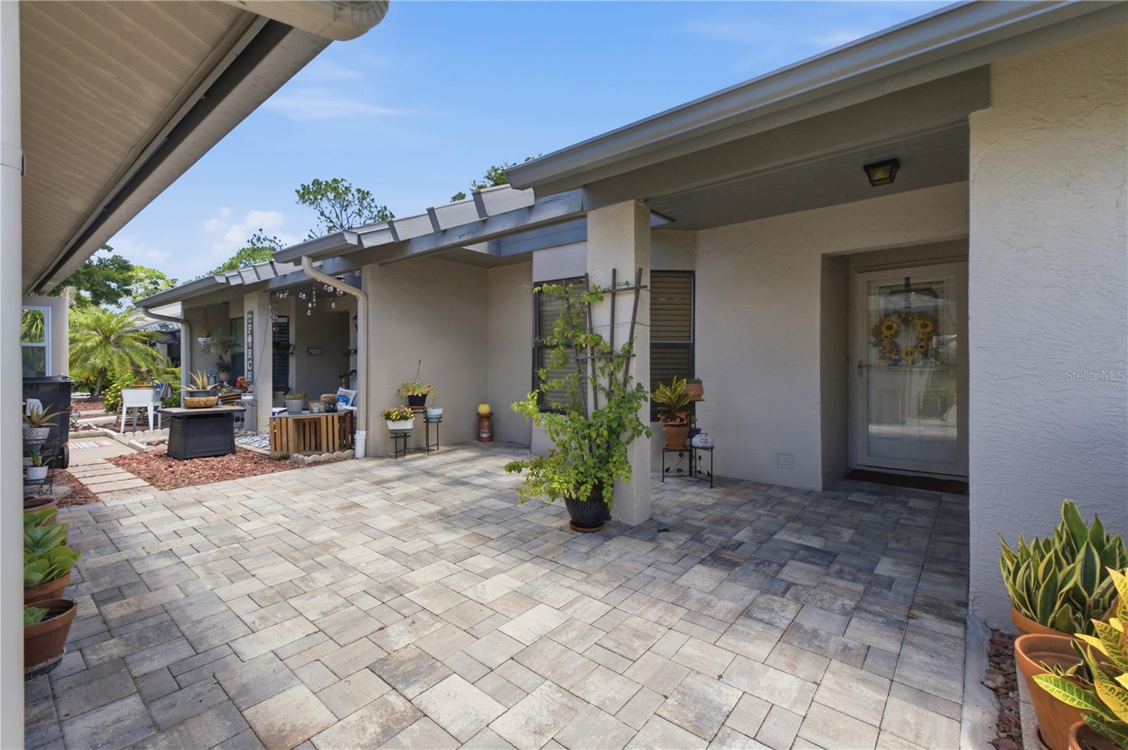 GOLF VIEW VILLAS CONDO 05 - Residential
