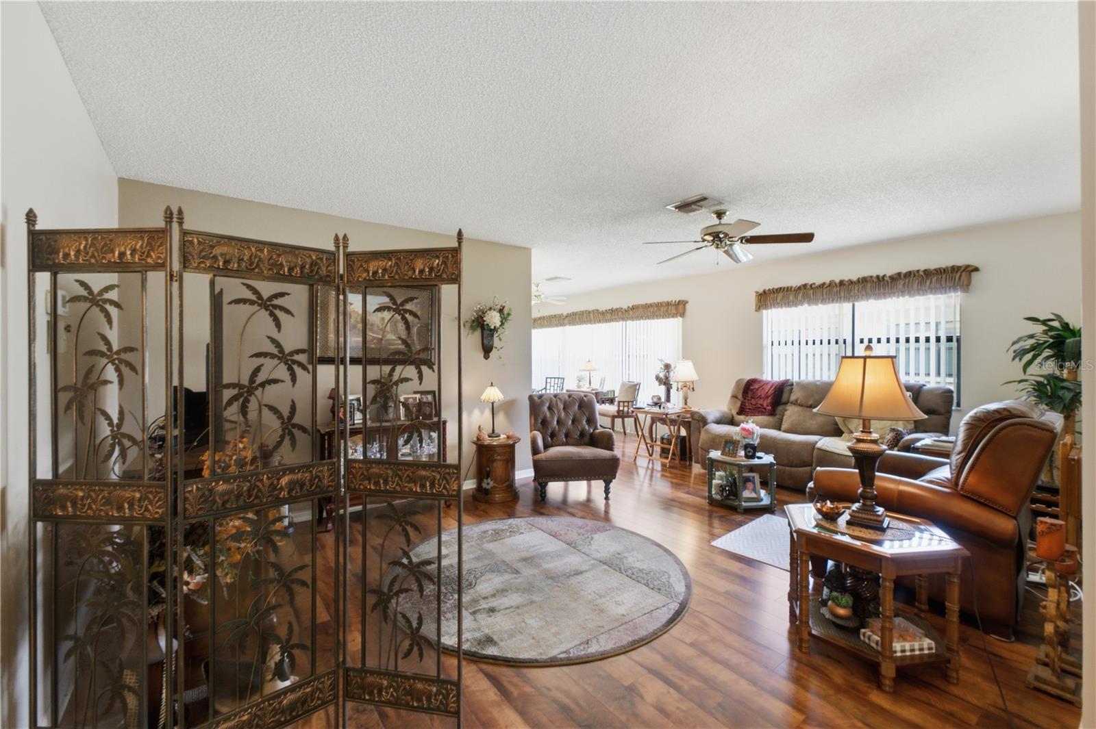 GOLF VIEW VILLAS CONDO 05 - Residential