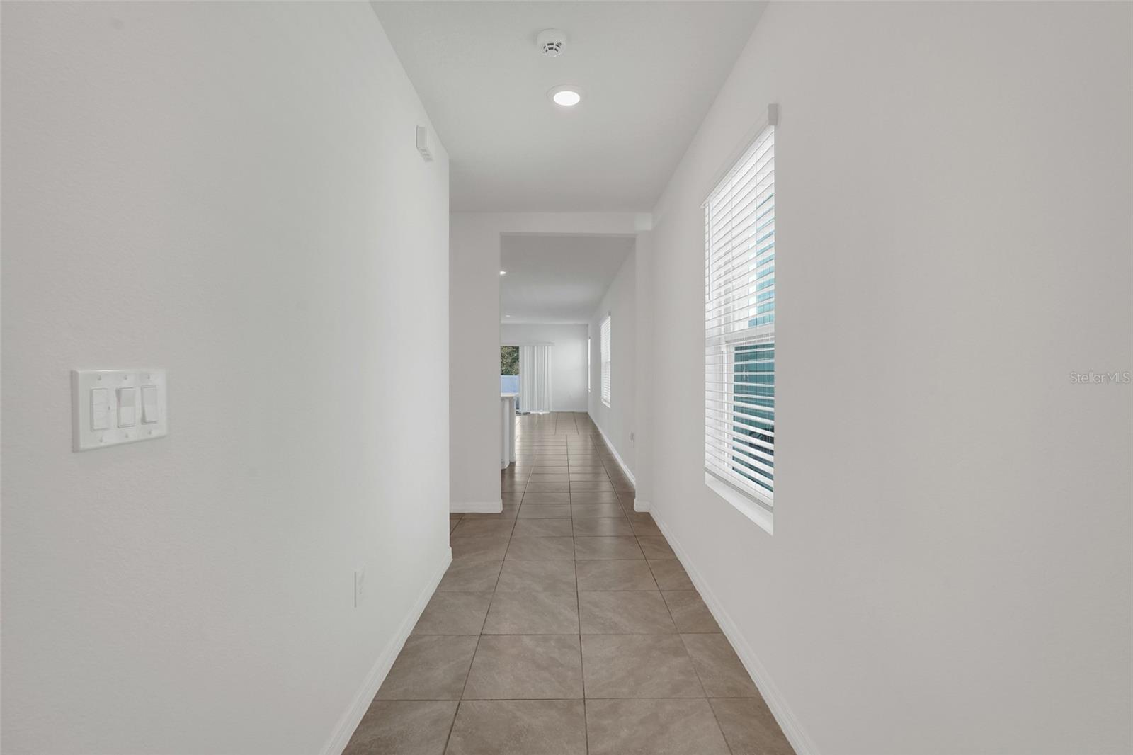 LAKE DENHAM ESTATES - Residential Lease