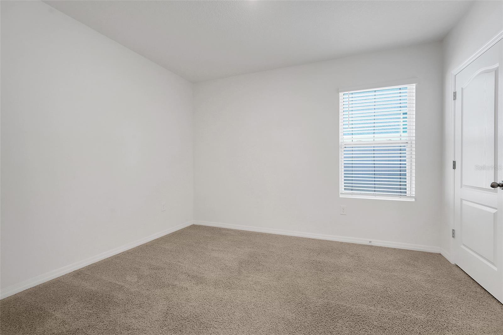LAKE DENHAM ESTATES - Residential Lease