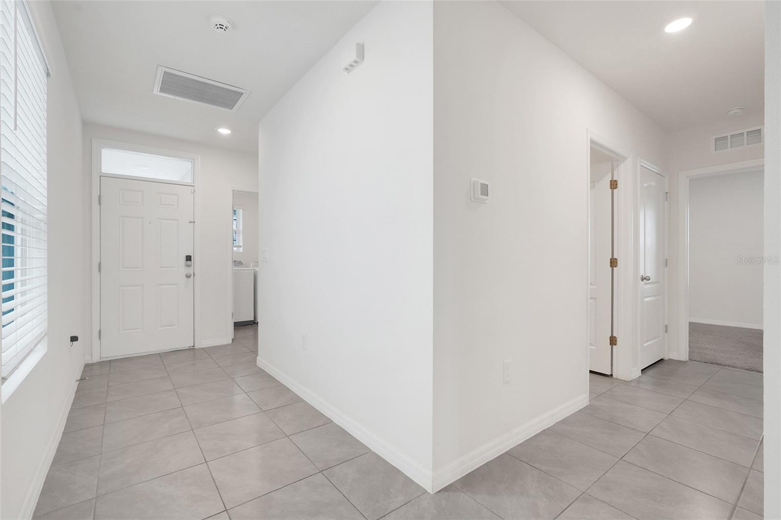 LAKE DENHAM ESTATES - Residential Lease