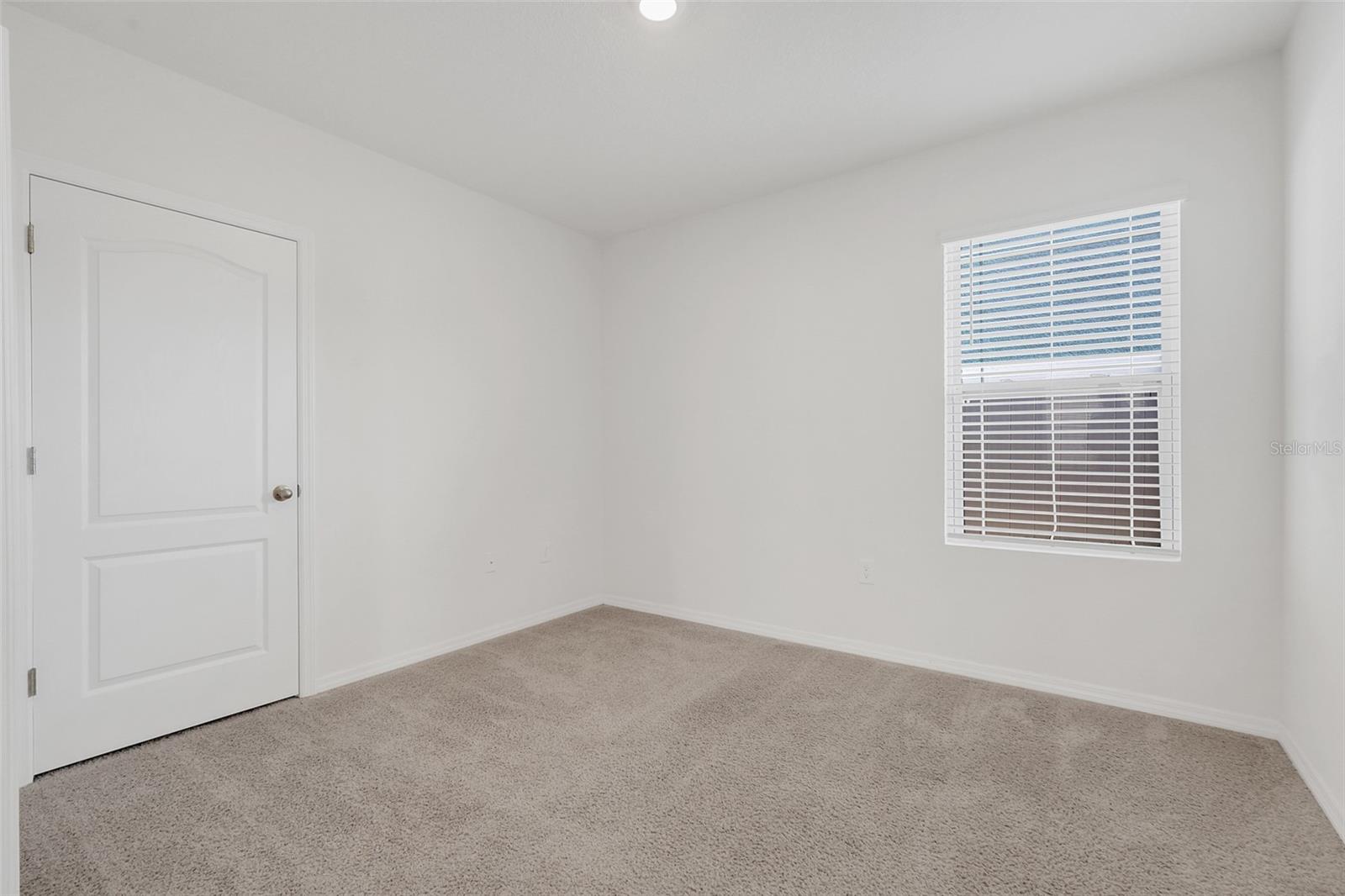 LAKE DENHAM ESTATES - Residential Lease