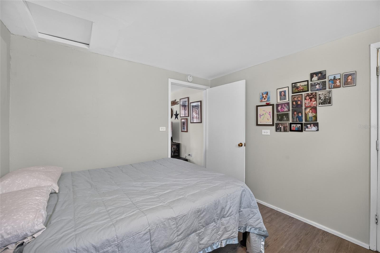 WHISPERING PINES UN 2 - Residential