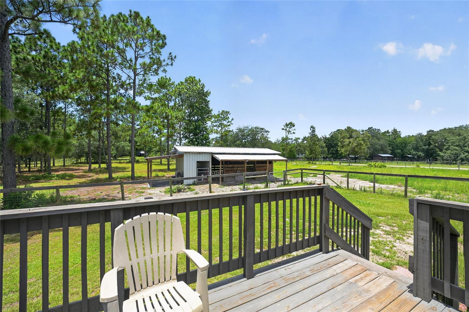 WHISPERING PINES UN 2 - Residential