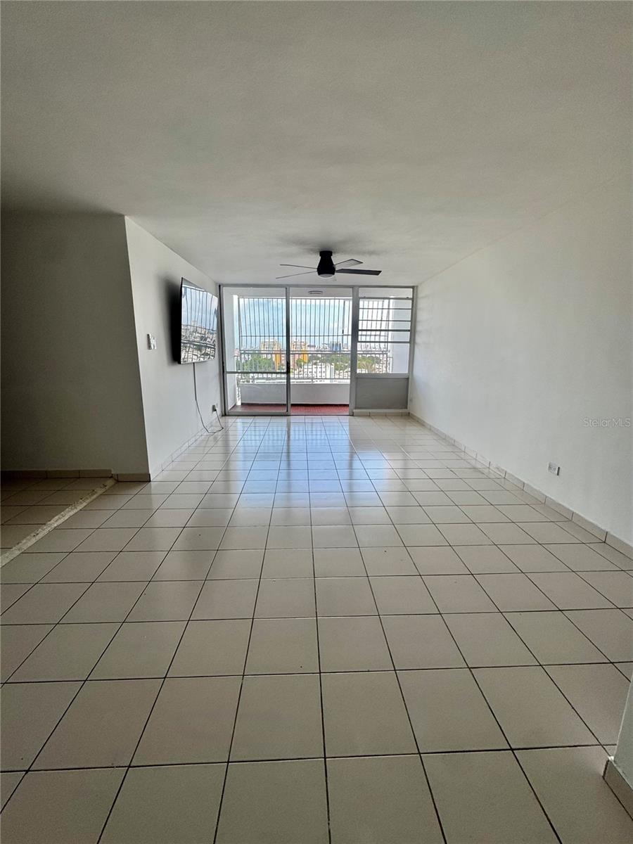 CONDOMINIO SGOVIA - Residential