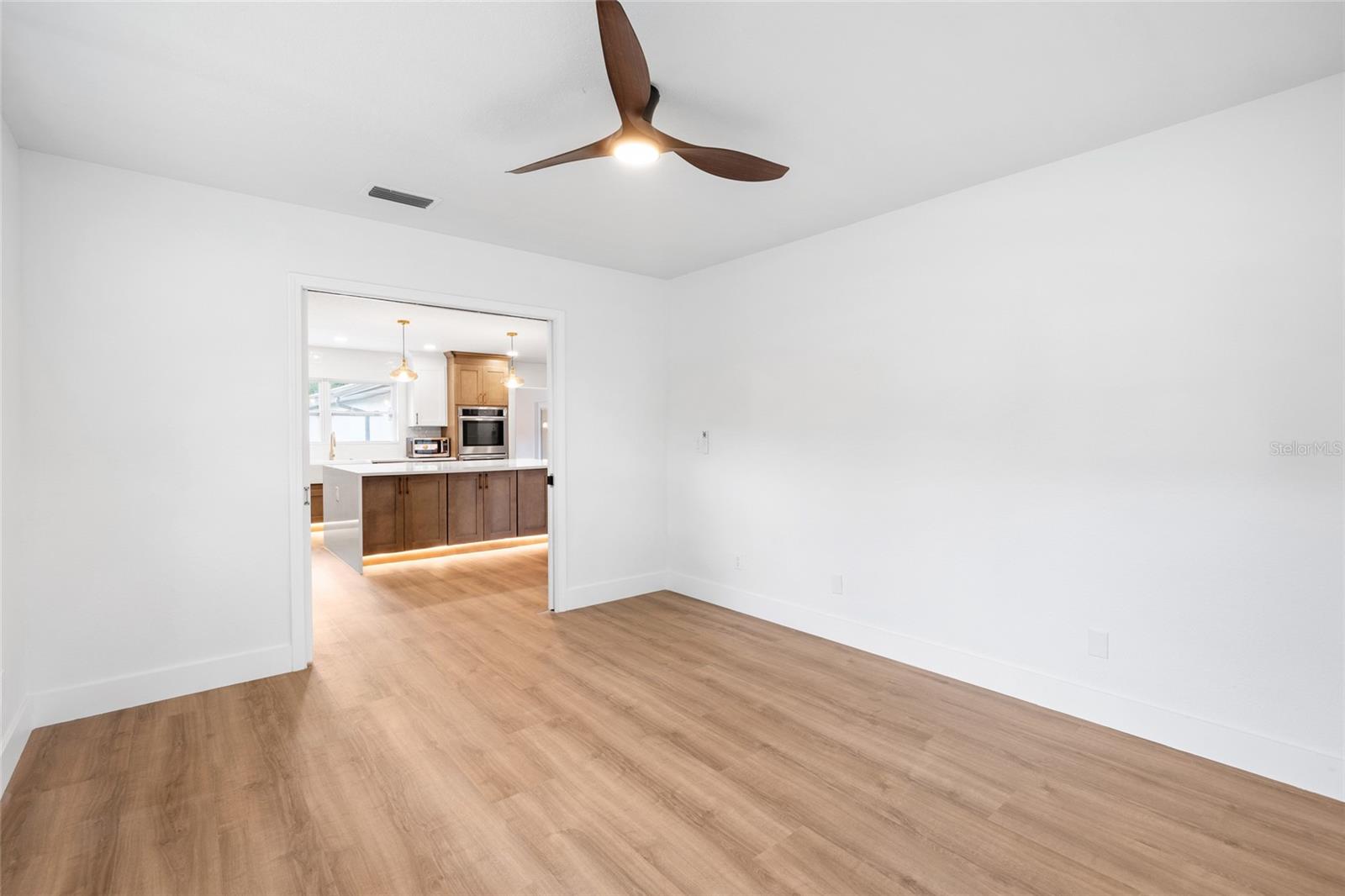 CARROLLWOOD VILLAGE SEC 1 - Residential