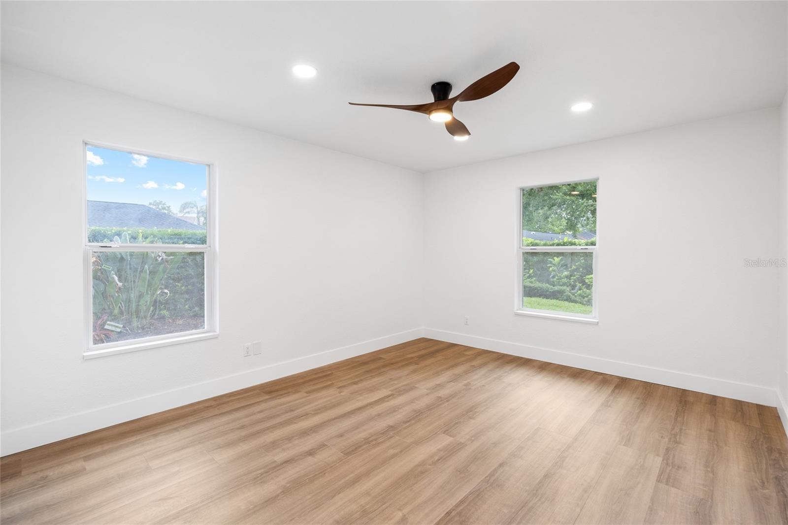 CARROLLWOOD VILLAGE SEC 1 - Residential