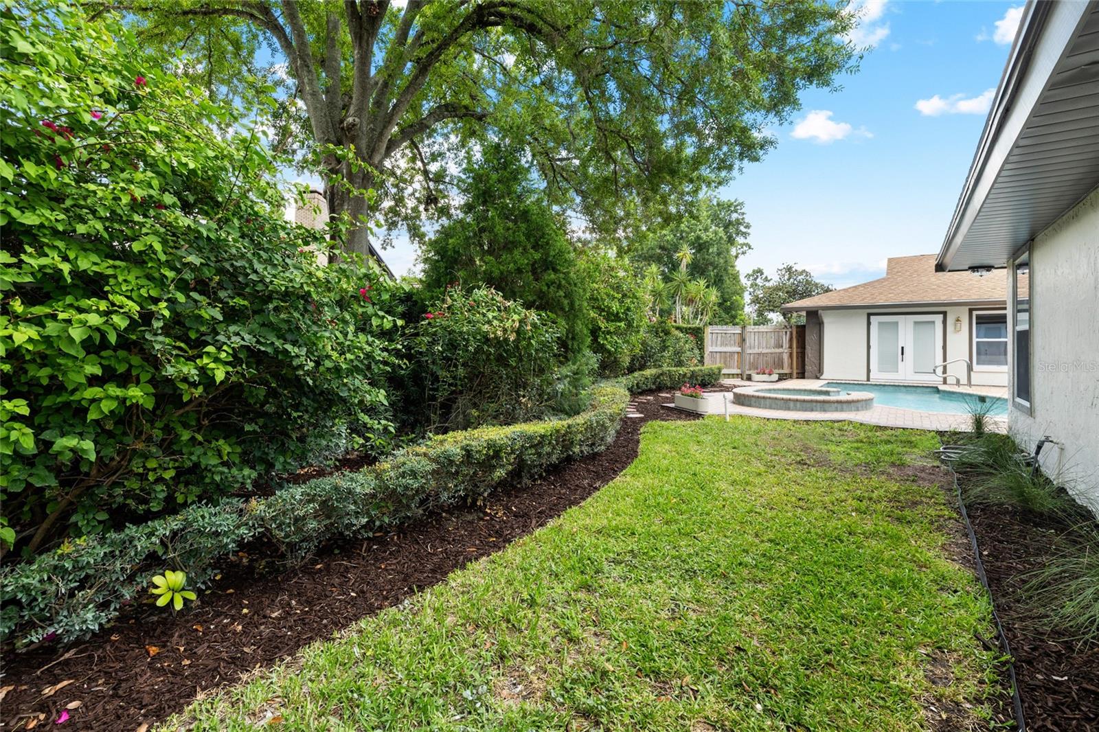 CARROLLWOOD VILLAGE SEC 1 - Residential