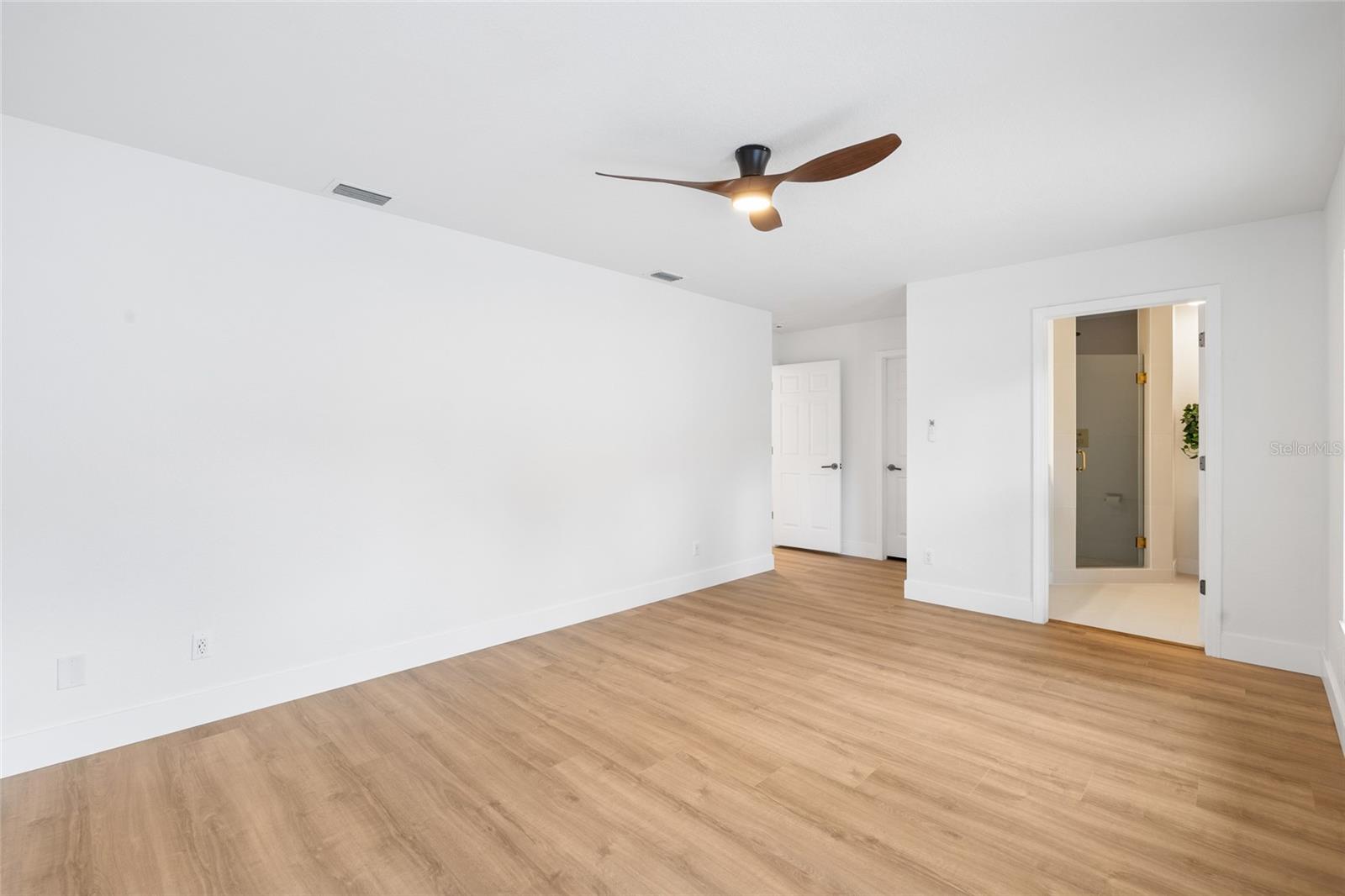 CARROLLWOOD VILLAGE SEC 1 - Residential