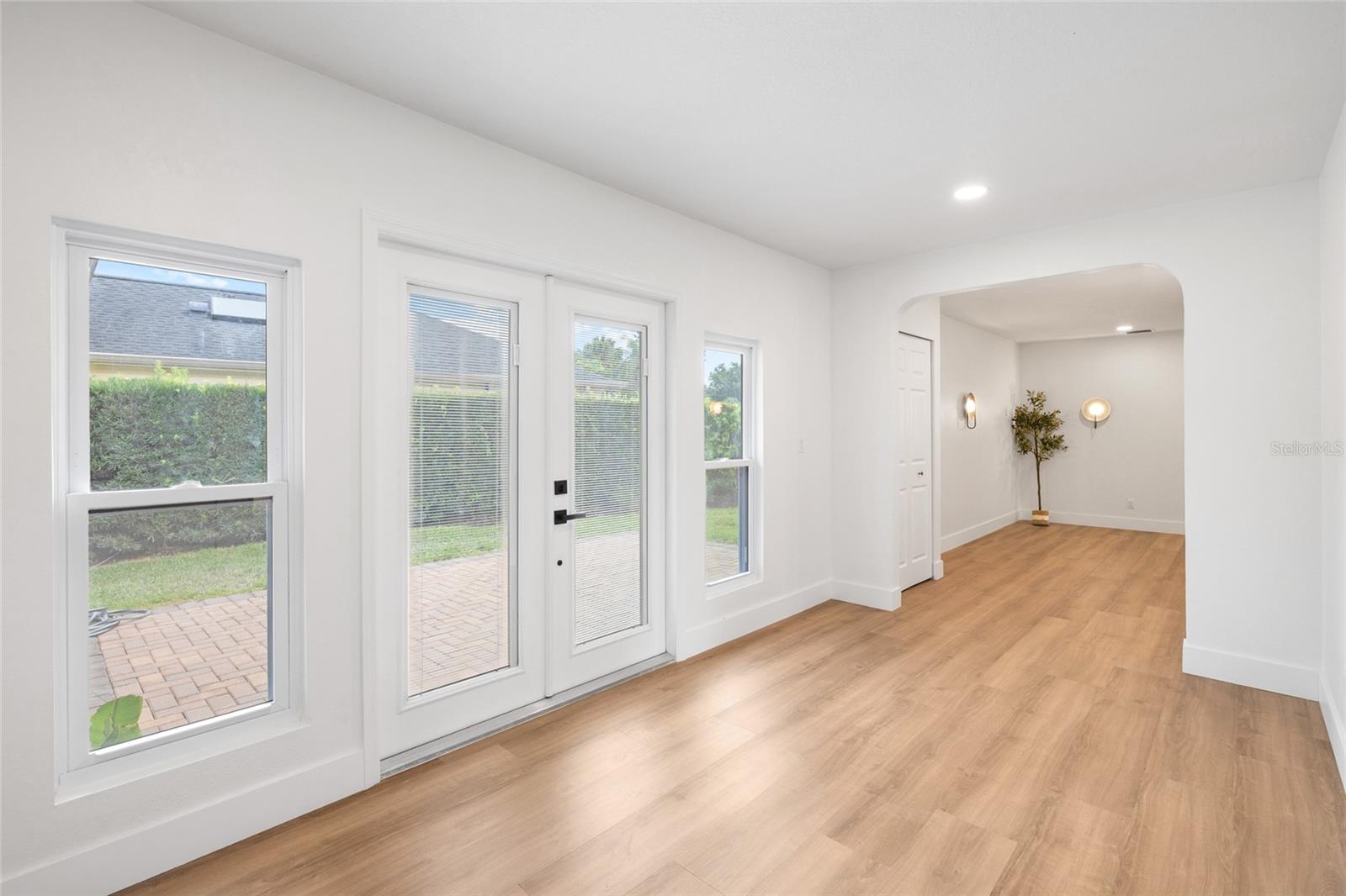 CARROLLWOOD VILLAGE SEC 1 - Residential