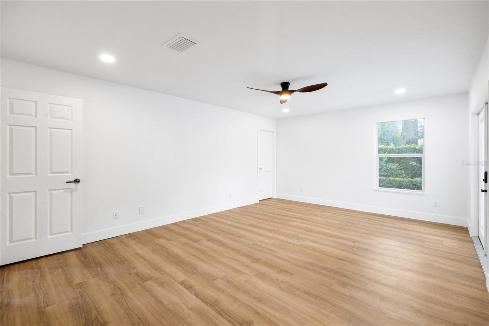 CARROLLWOOD VILLAGE SEC 1 - Residential