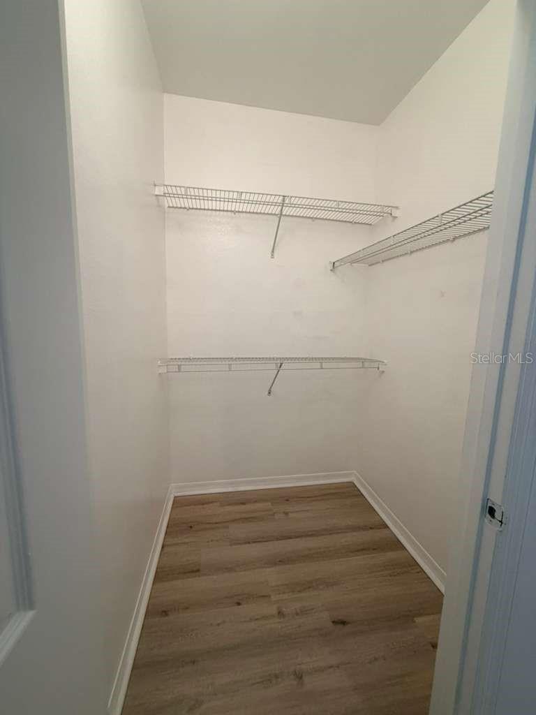 HAMPTONS/METROWEST - Residential Lease