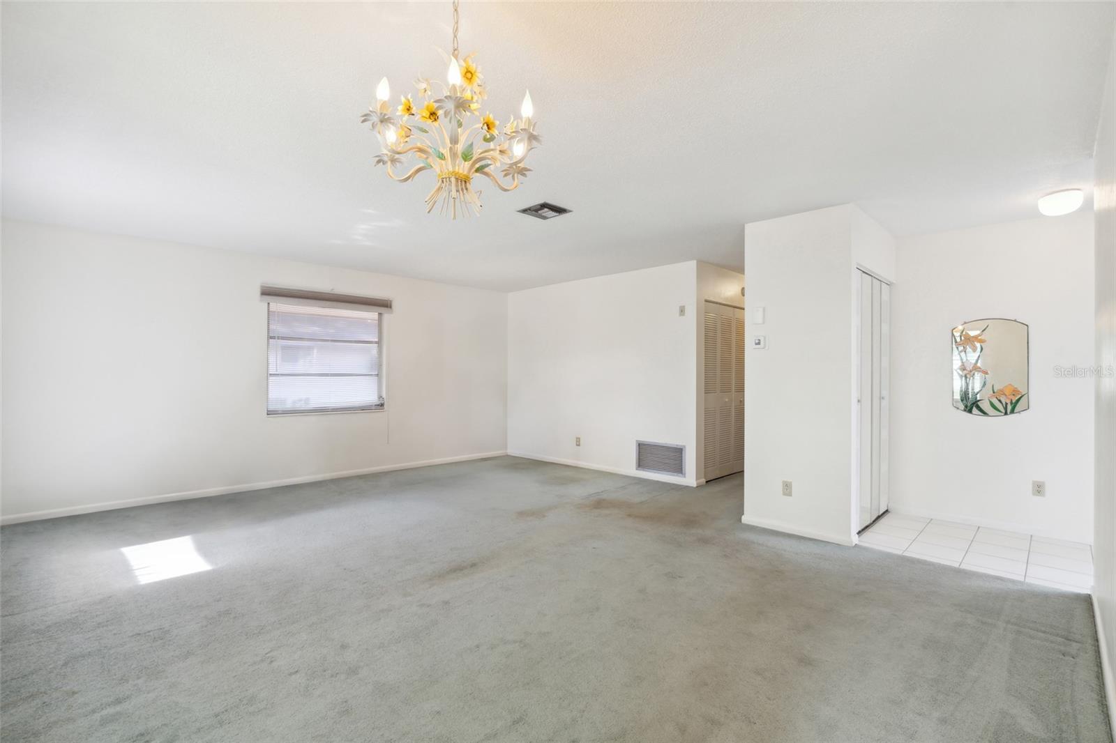 GOLFWOOD CONDO 1 - Residential