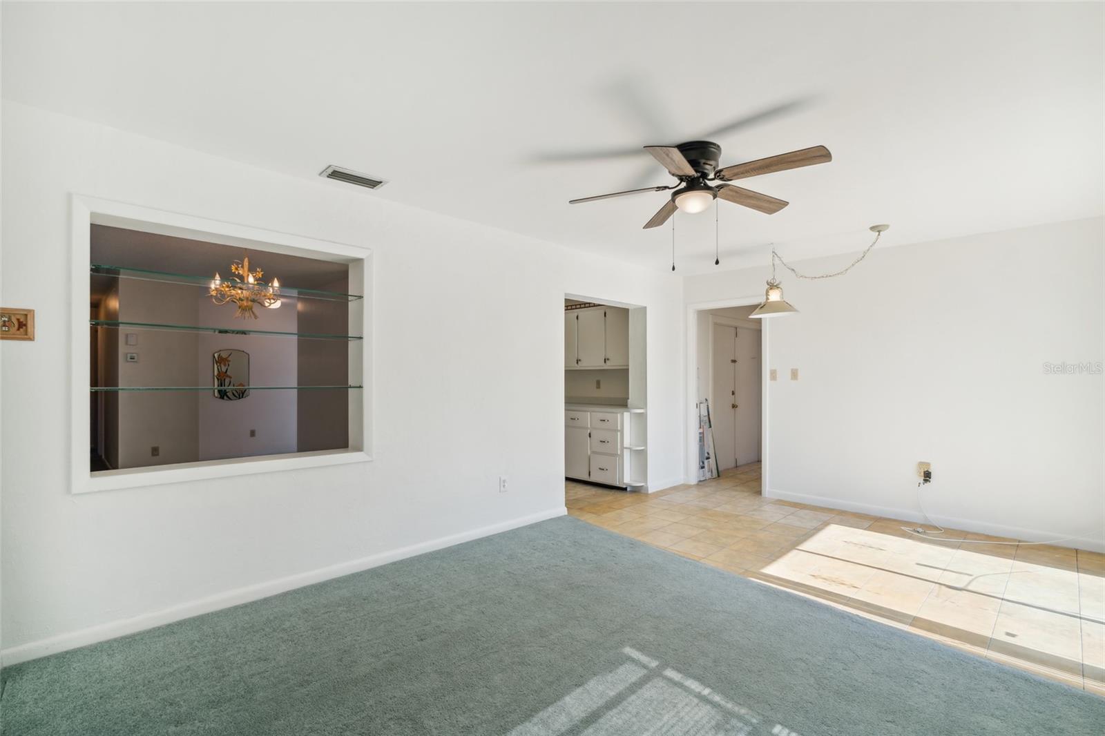 GOLFWOOD CONDO 1 - Residential