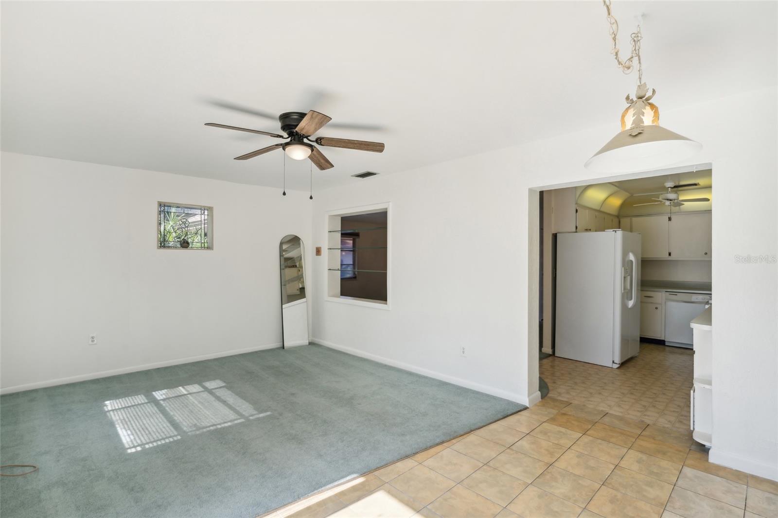 GOLFWOOD CONDO 1 - Residential