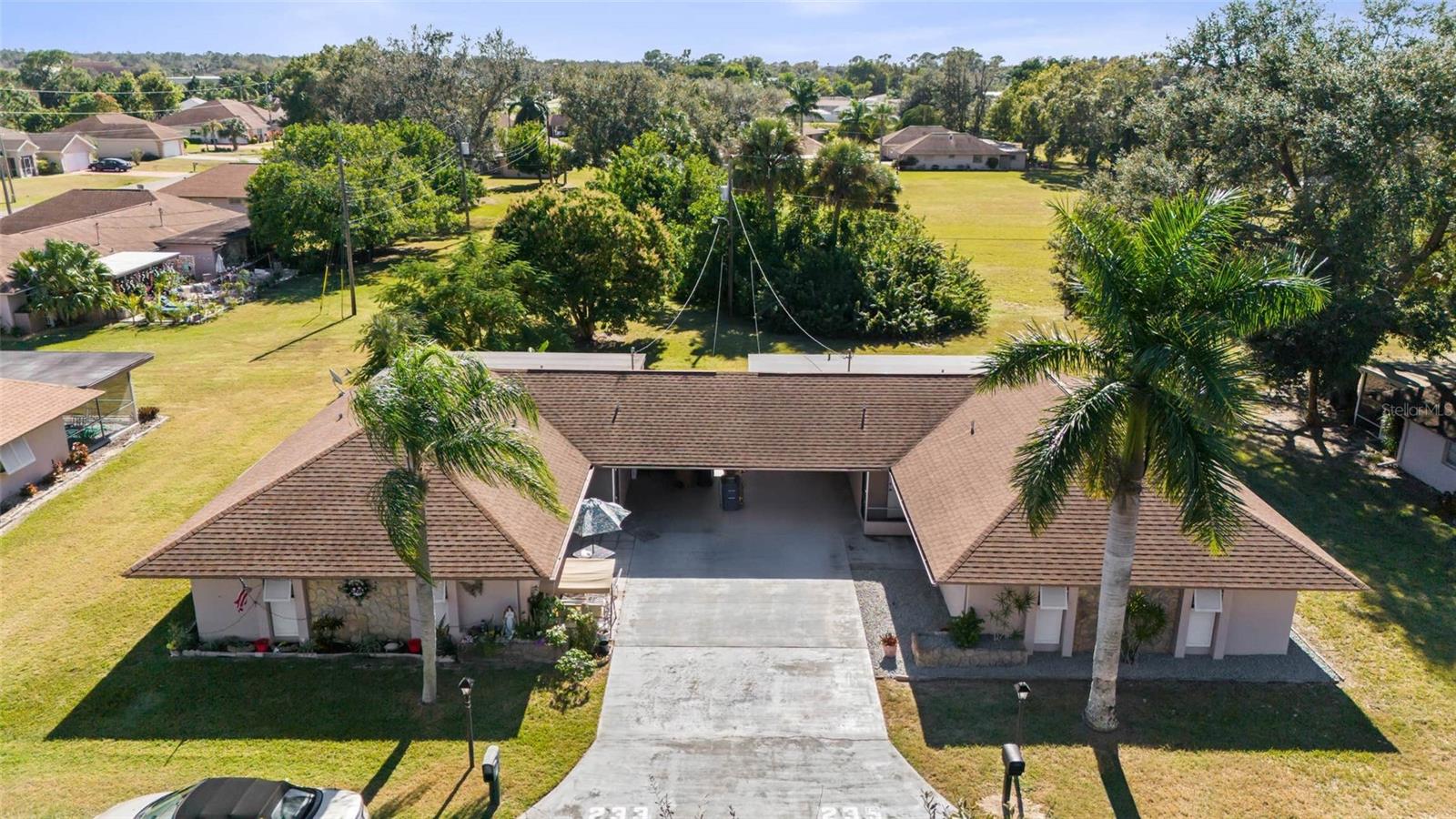 GOLFWOOD CONDO 1 - Residential