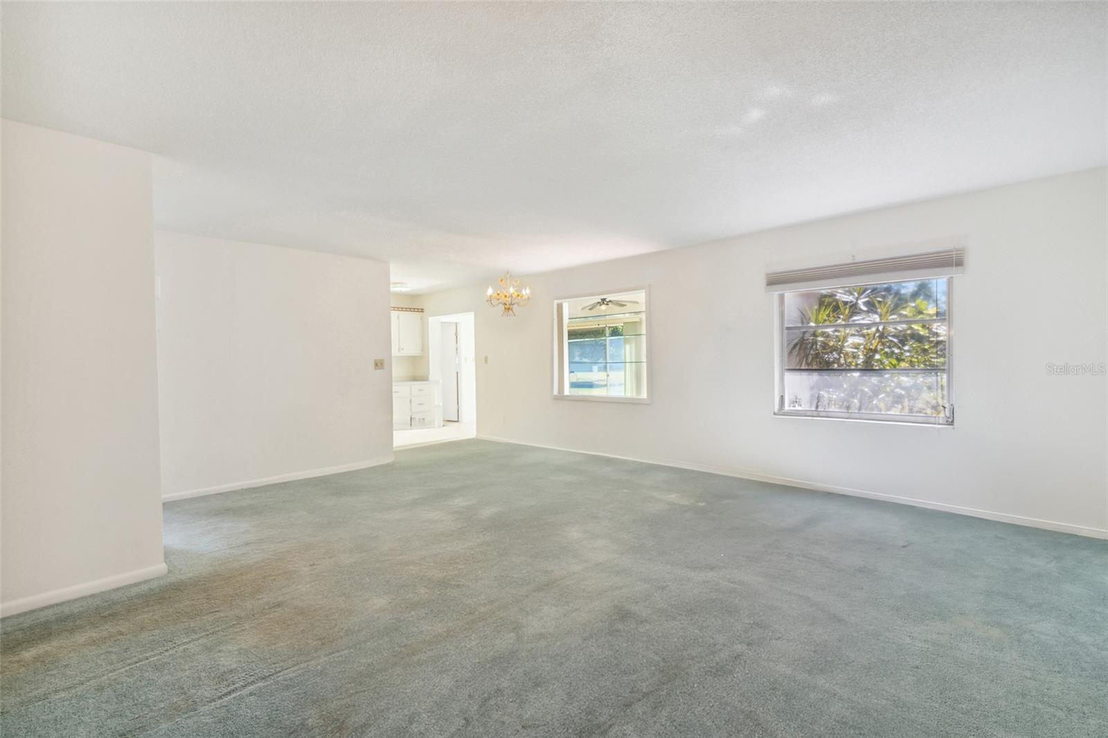 GOLFWOOD CONDO 1 - Residential