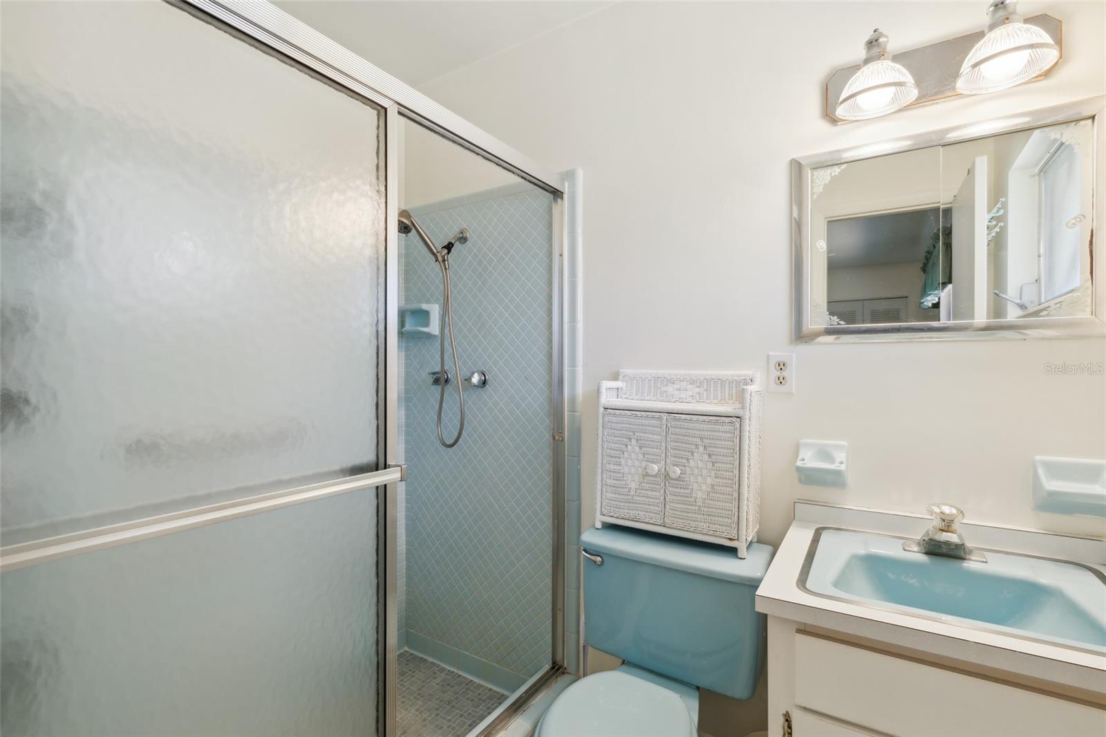 GOLFWOOD CONDO 1 - Residential