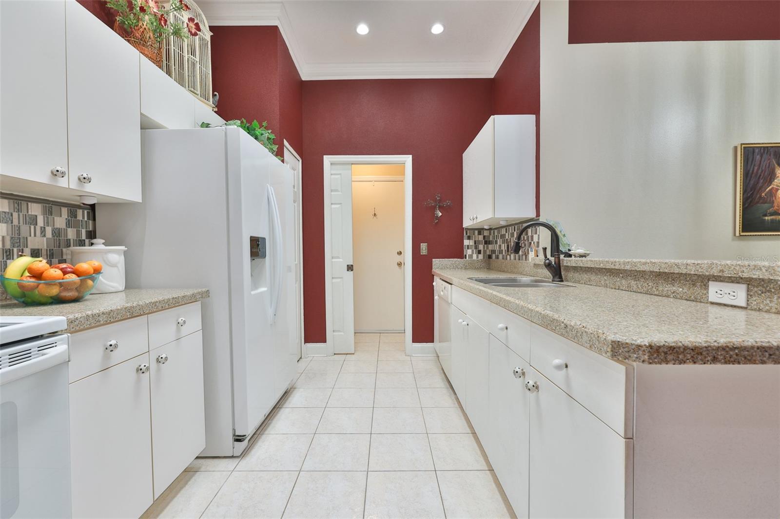 NANTUCKET III CONDO - Residential