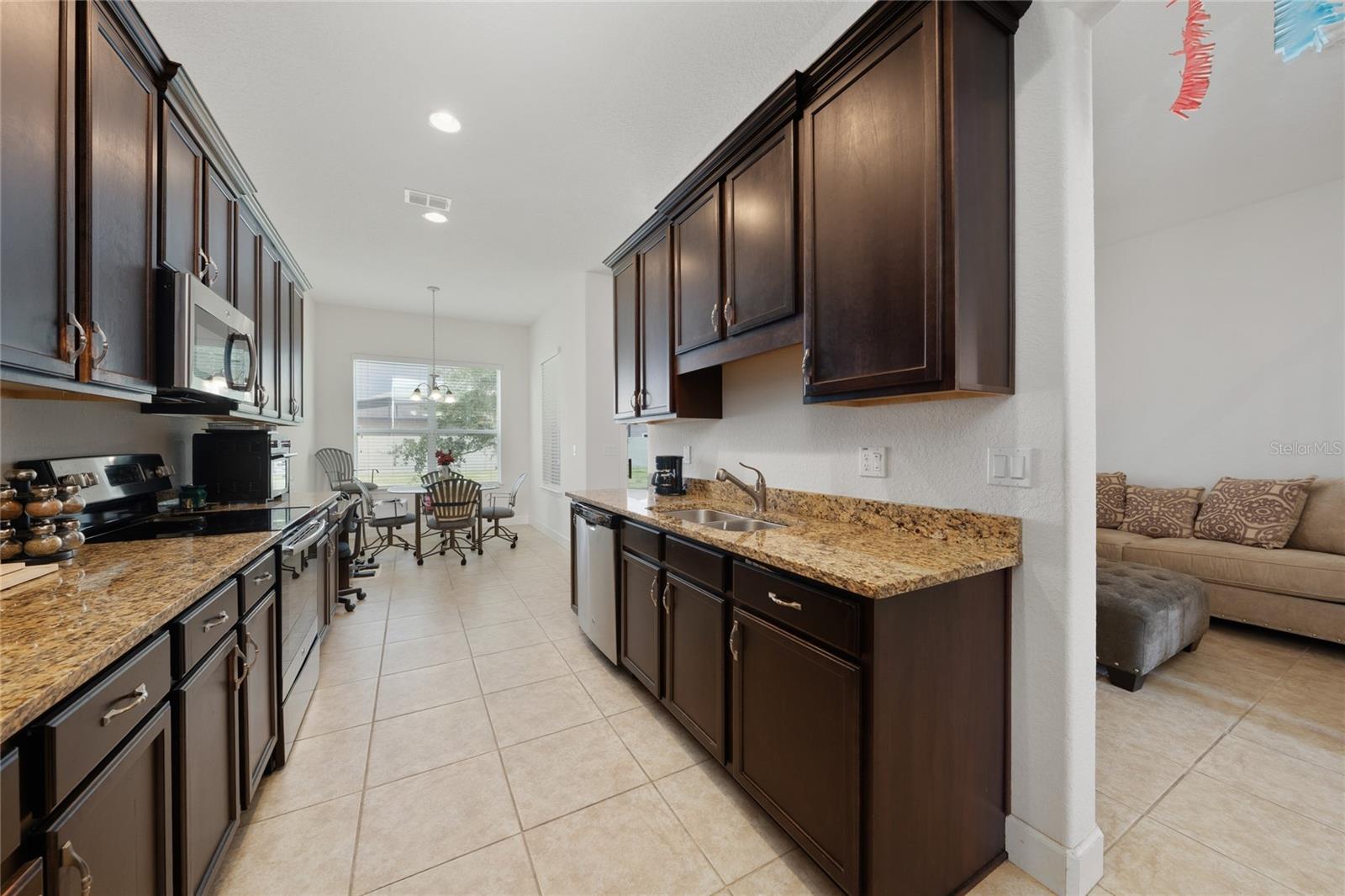 CYPRESS RESERVE VILLAS - Residential