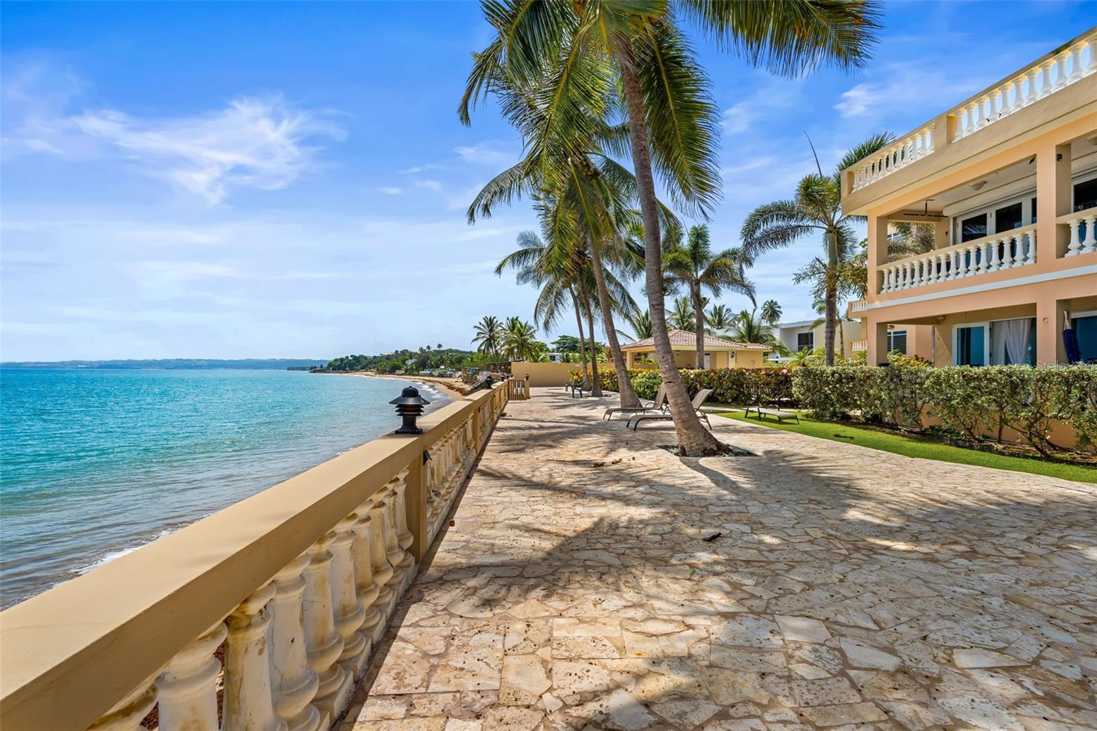 CONDOMINUM OCEAN VIEW CASTLE - Residential