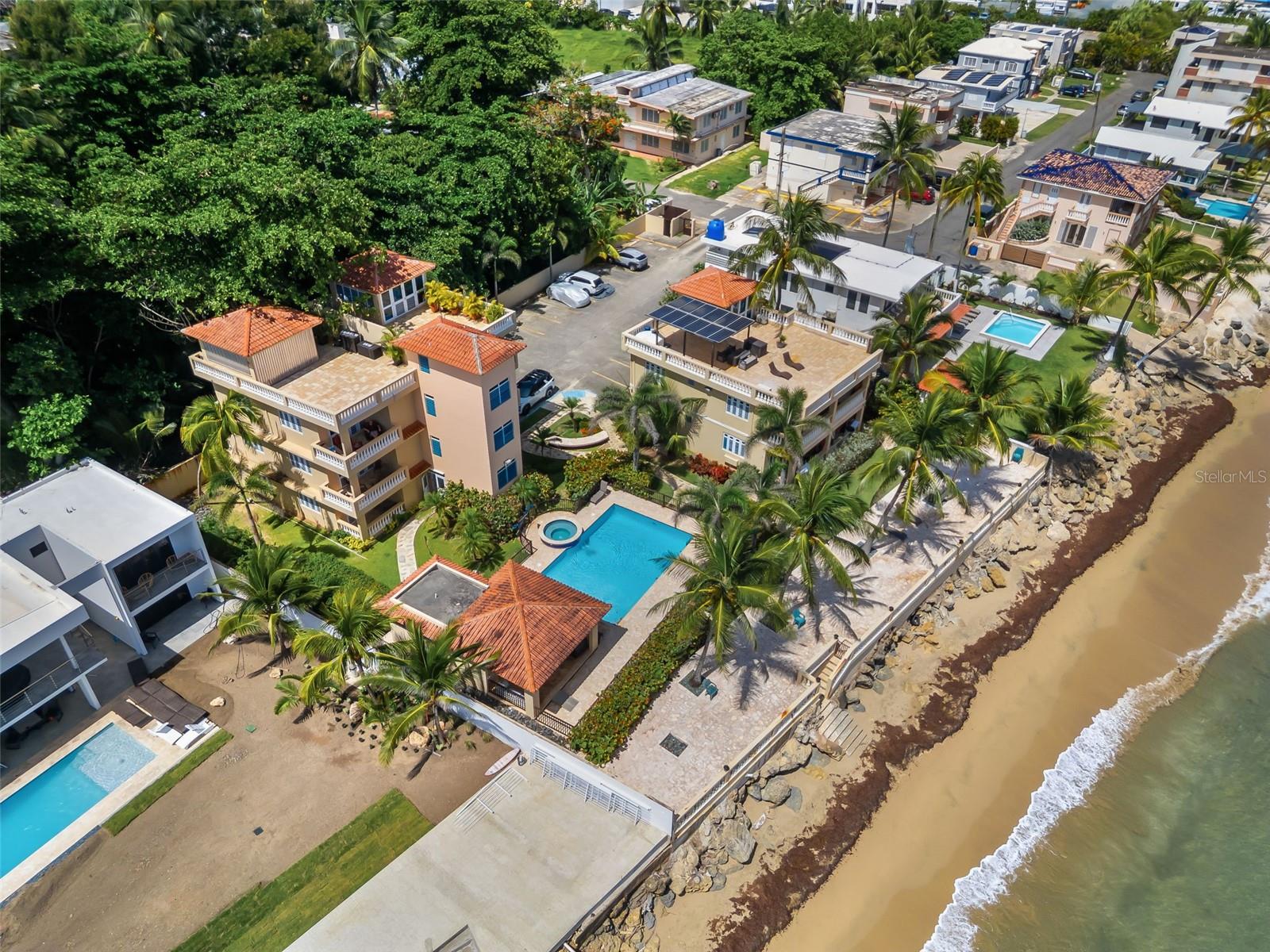 CONDOMINUM OCEAN VIEW CASTLE - Residential