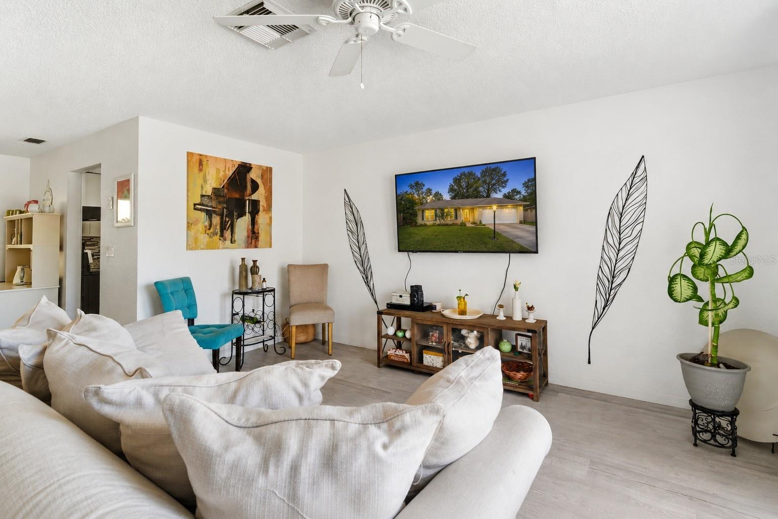 SPRING HILL - Residential