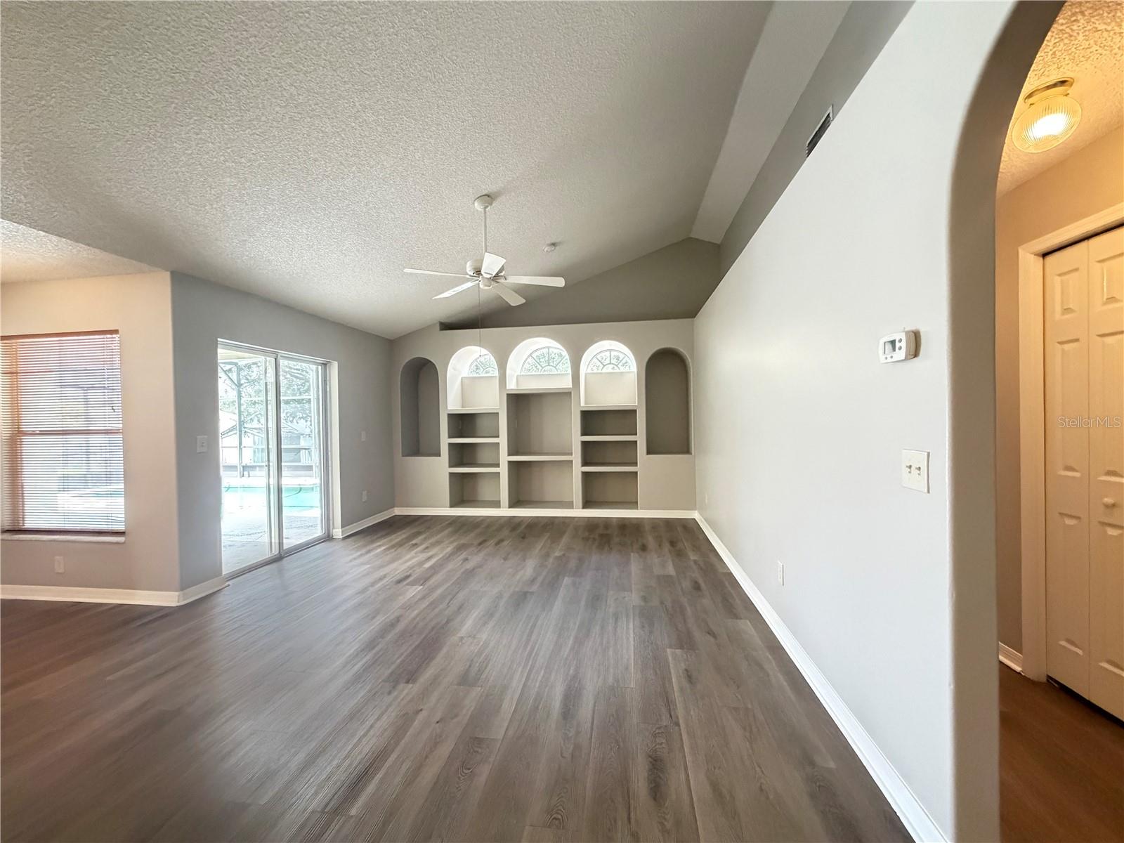 MINNEOLA HIGH POINTE PH 02 - Residential