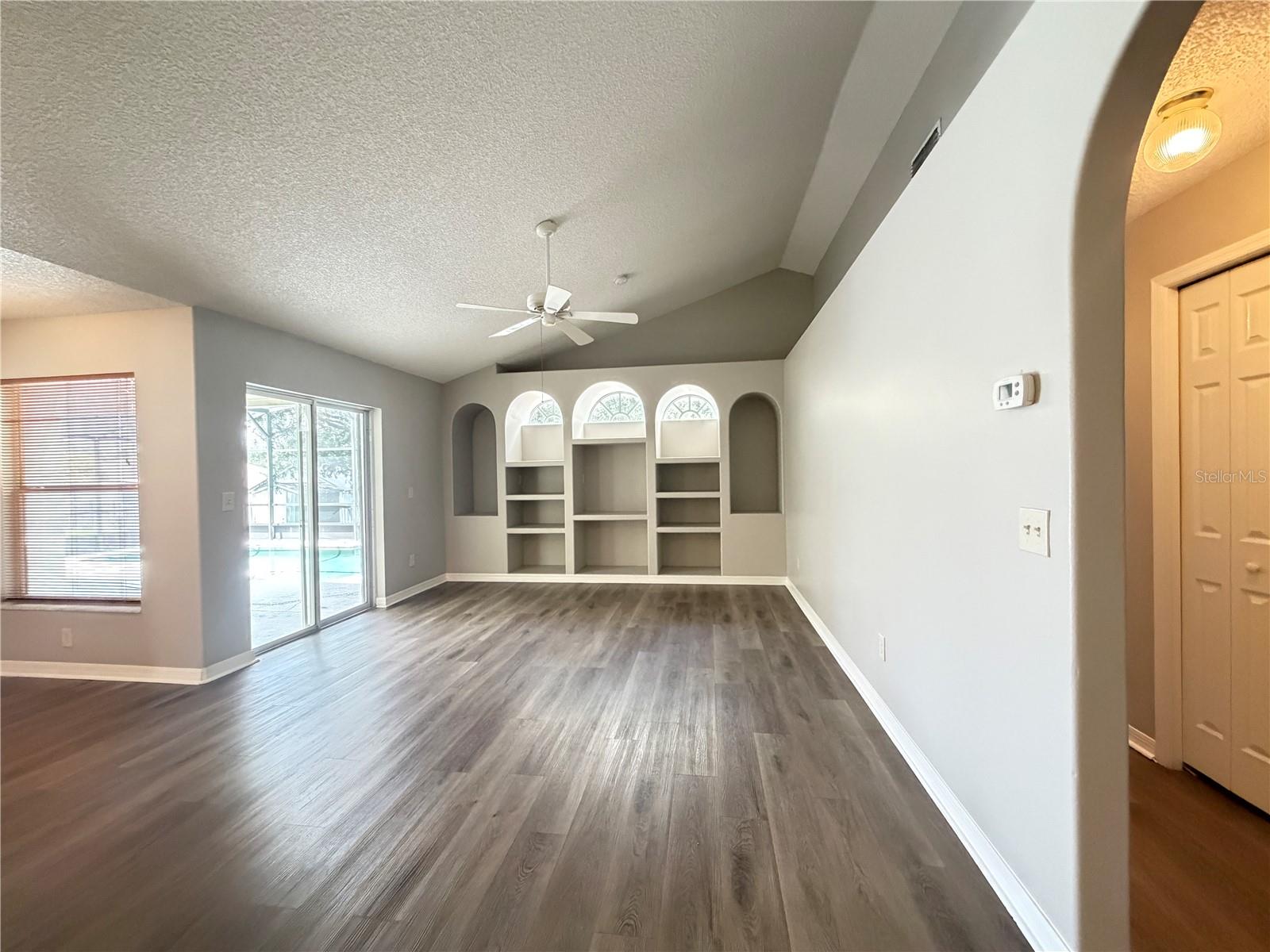 MINNEOLA HIGH POINTE PH 02 - Residential