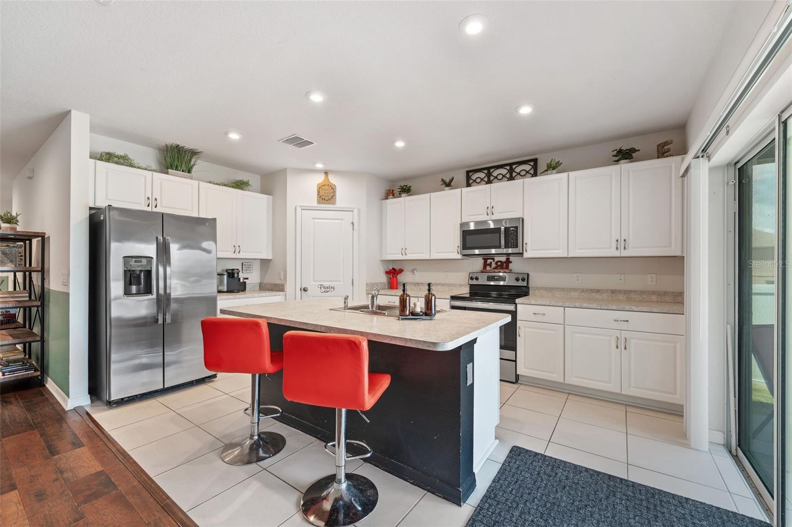 EAGLE POINTE PH III SUB - Residential