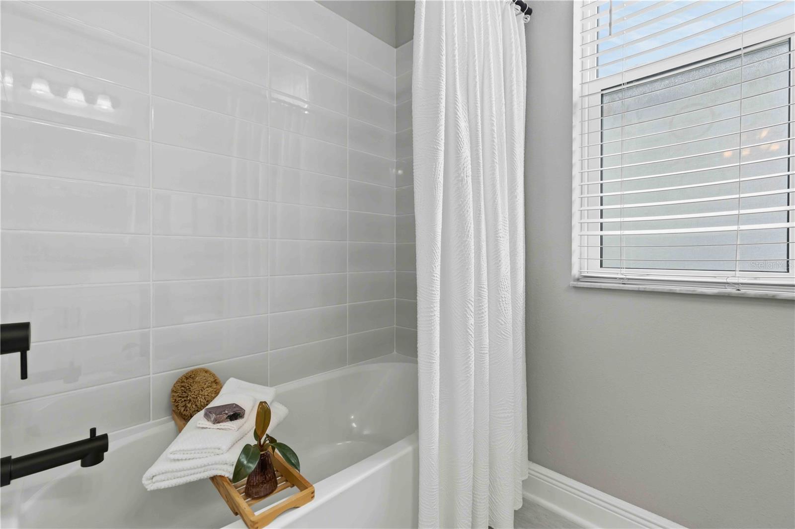 RIVERSIDE PRESERVE PH II - Residential