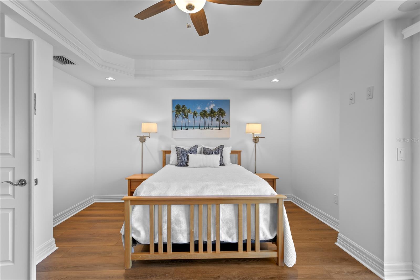 SUNBURST COVE CONDO - Residential