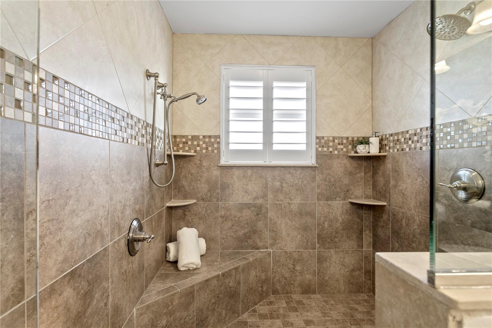 SUNBURST COVE CONDO - Residential