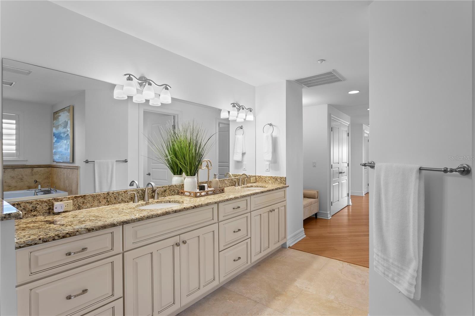 SUNBURST COVE CONDO - Residential