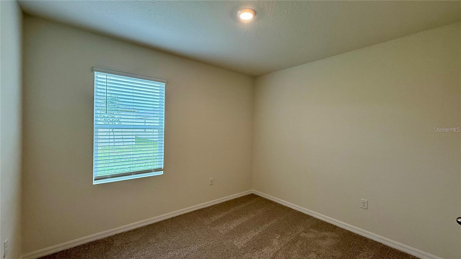 LAKE DEER ESTATES - Residential Lease