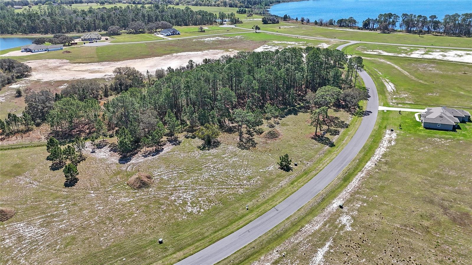 SHORELINE RANCH - Residential