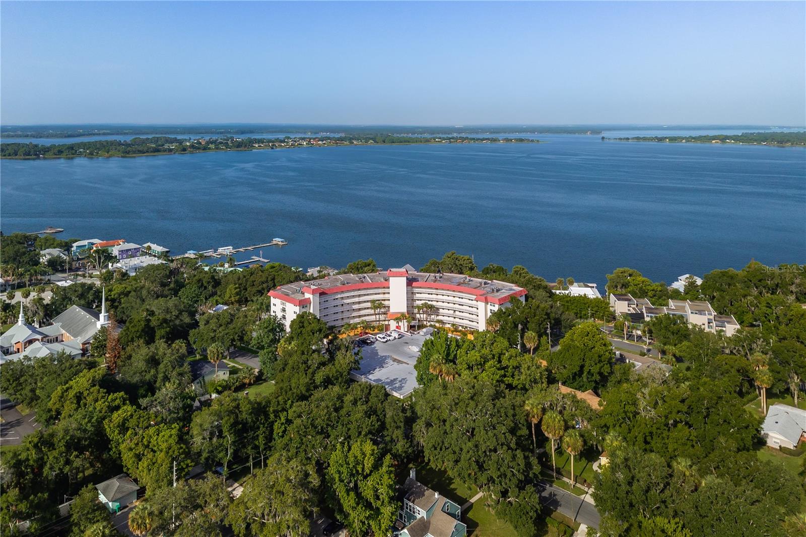 MOUNT DORA VILLA DORA CONDO UNIT 01 - Residential
